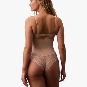 New Calvin Klein Womens Shapewear Sensual Stretch Lace Bodysuit Sz Small $78!